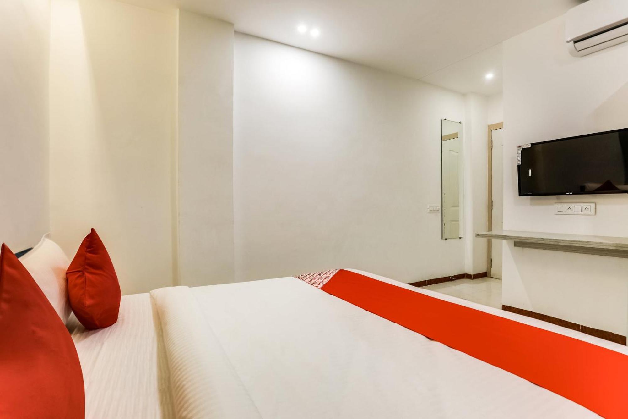 Hotel O Omkar Індаур Екстер'єр фото