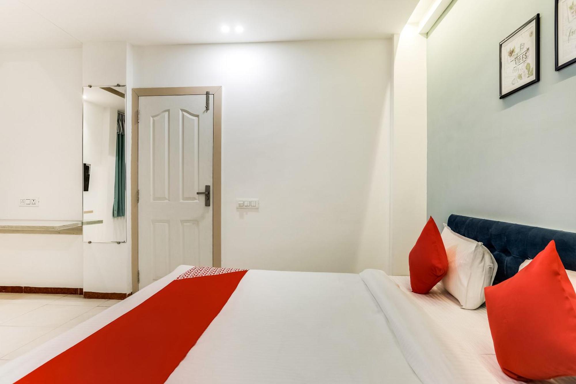 Hotel O Omkar Індаур Екстер'єр фото